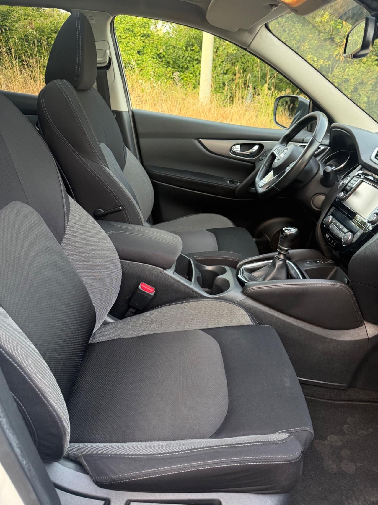 Nissan Qashqai 1.5 dCi Tekna tetto panoramico