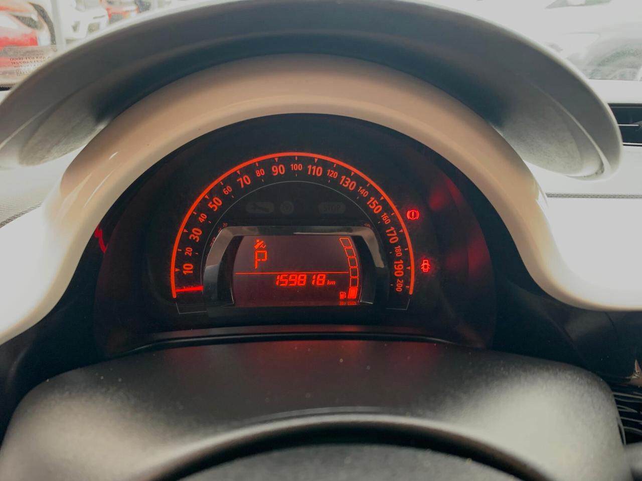 Renault Twingo SCe EDC La Parisienne