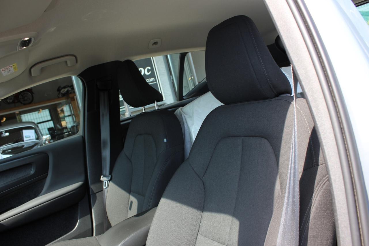Volvo XC40 T3 Geartronic Momentum PRONTA CONSEGNA
