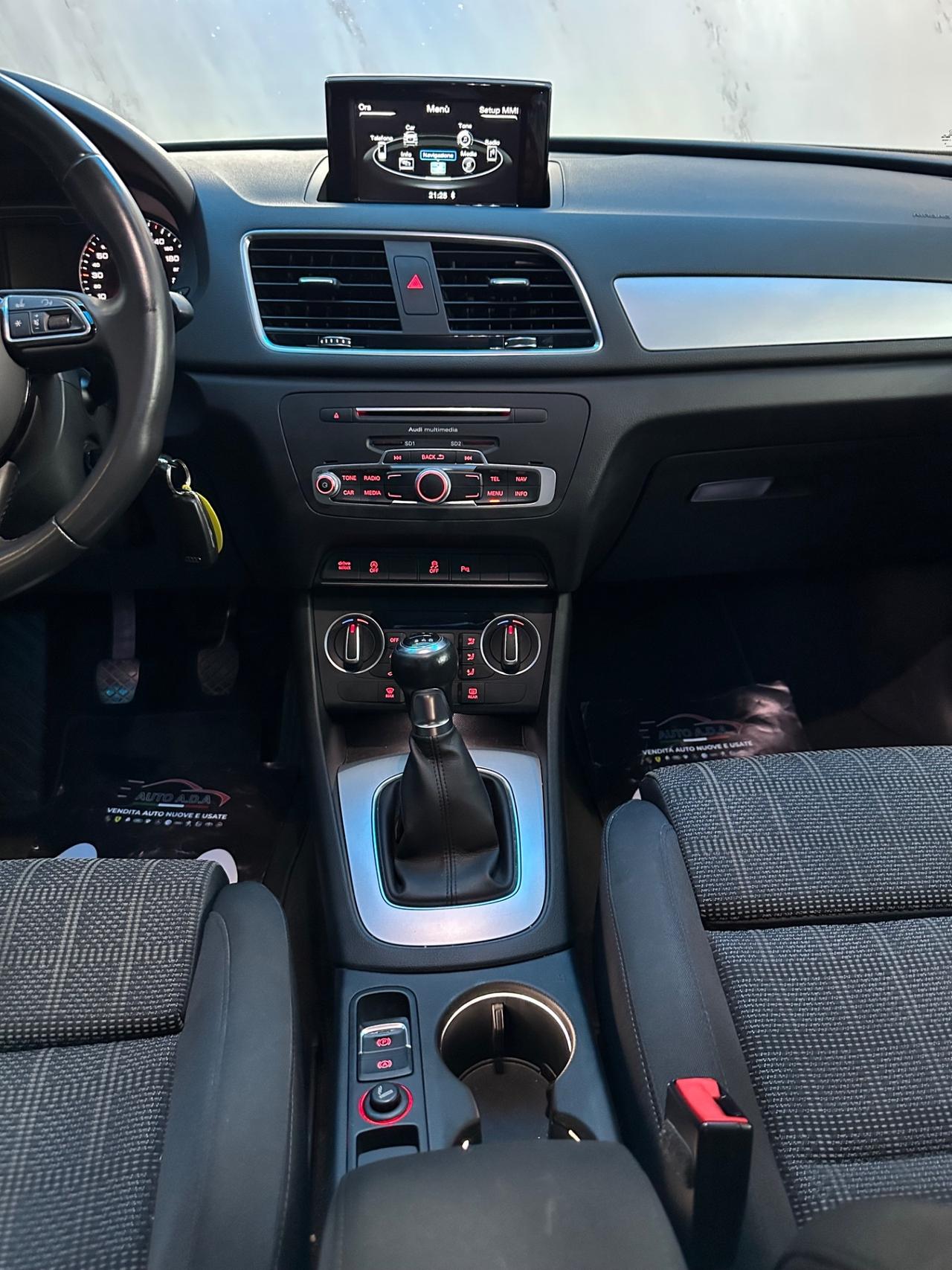 Audi Q3 2.0 TDI 120 CV Business