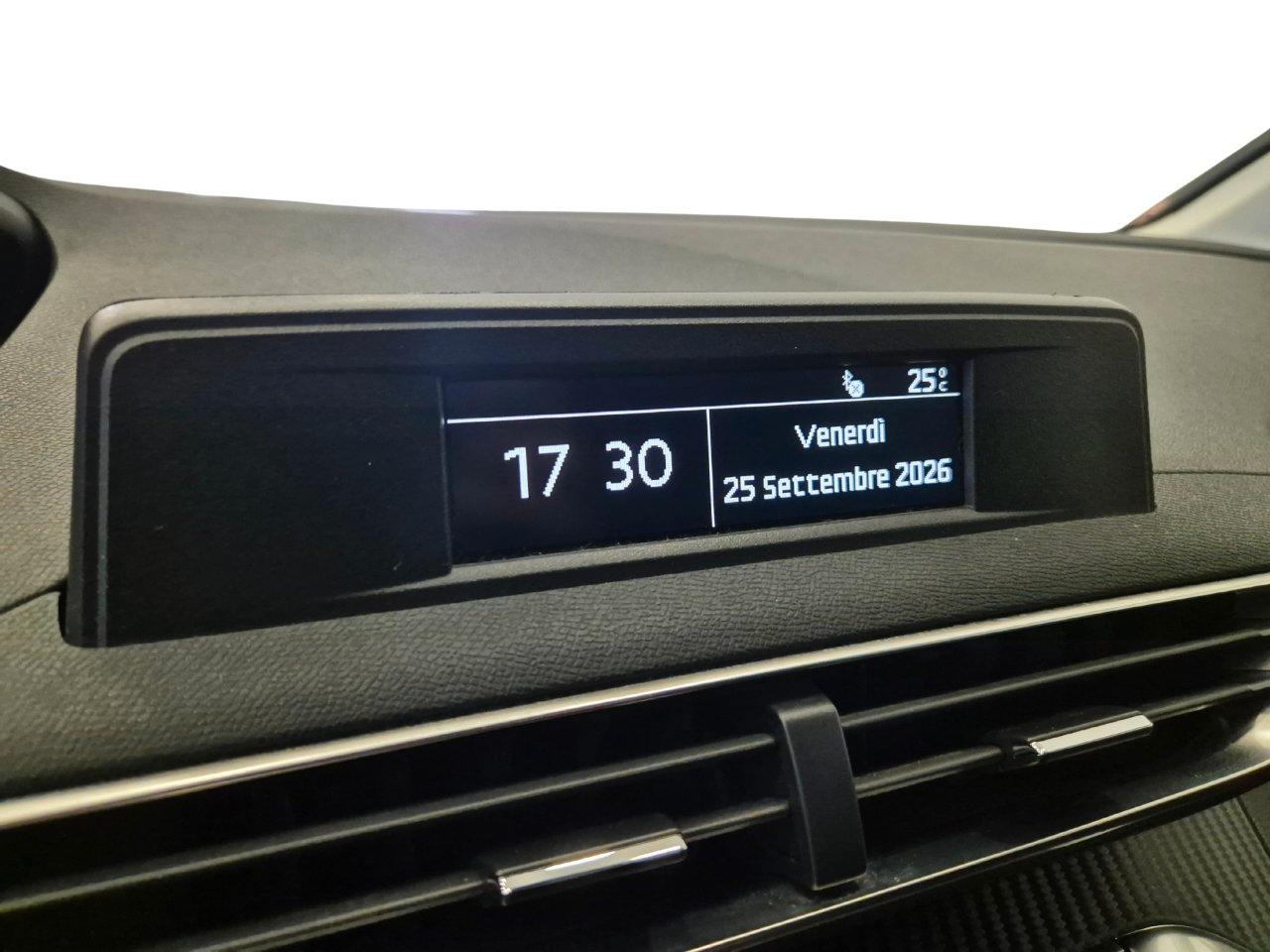 Peugeot 3008 1.6 bluehdi Access 120cv - UNIPROPRIETARIO - NEOPATENTATI - Sens. Park. - Cruise/Lim