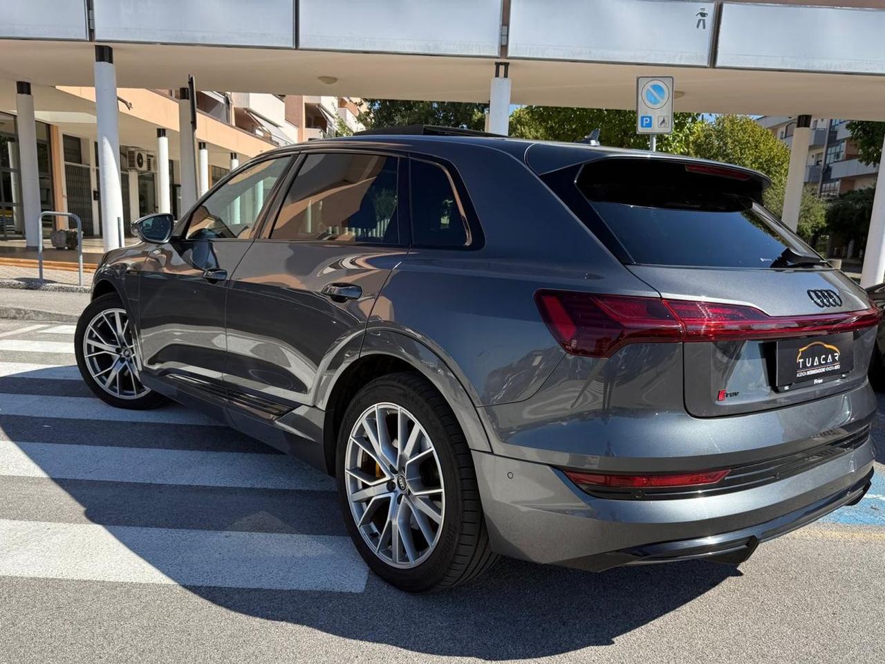 Audi e-tron 55 S LINE #50433