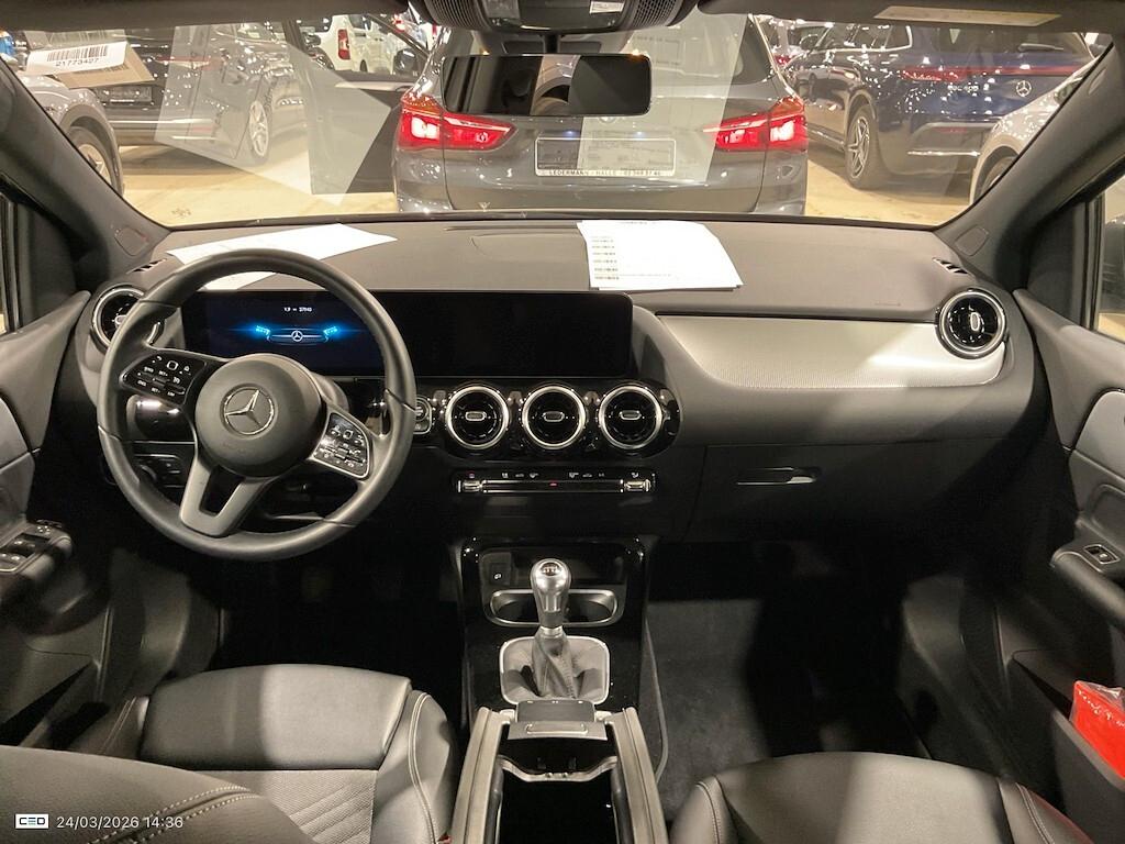 MERCEDES-BENZ B 180D 115CV 6M. BUSINESS SOLUTION ( FARI LED - PELLE - NAVI PREMIUM - PARK ASSIST )