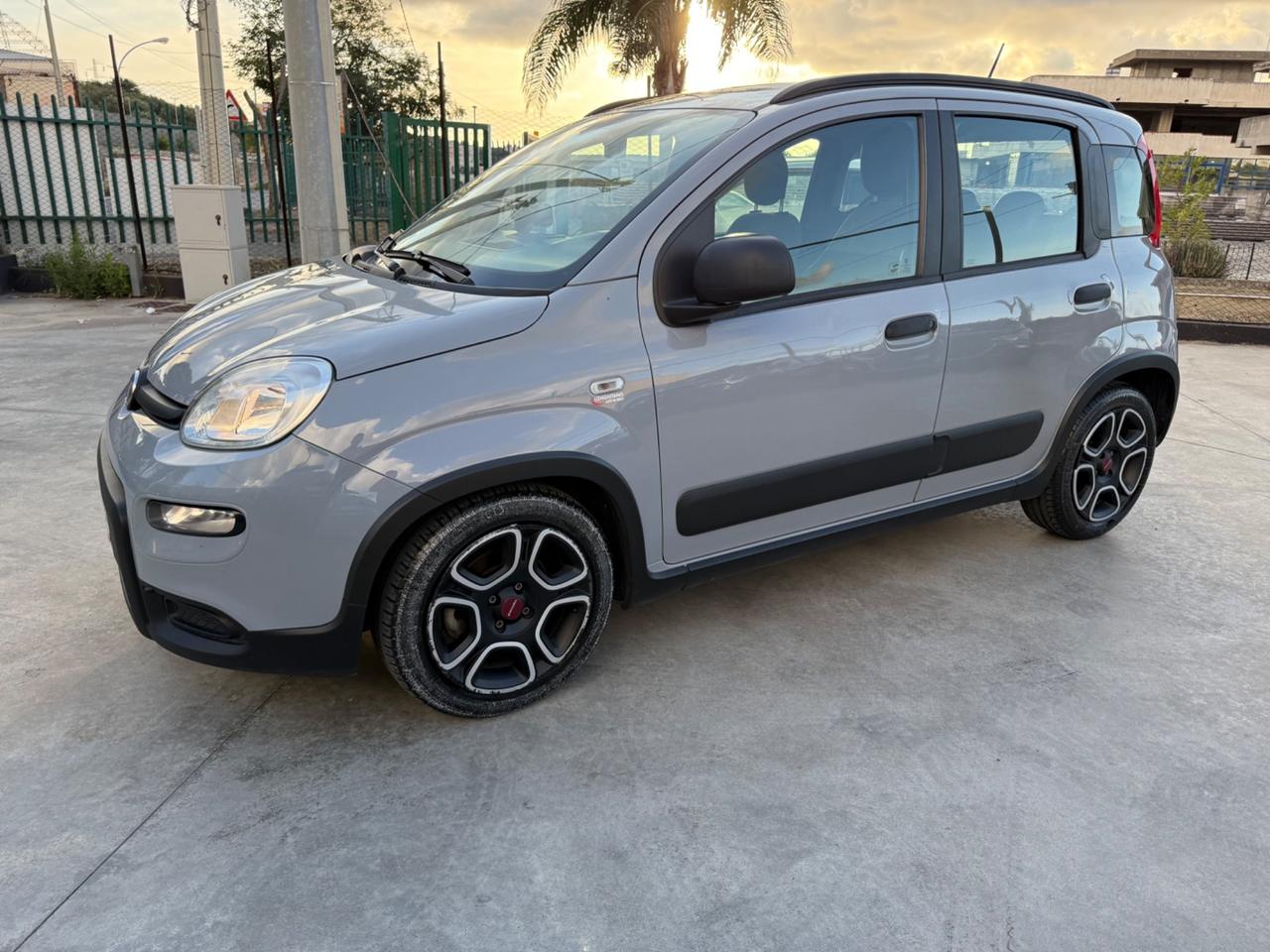 Fiat Panda 1.0 FireFly S&S Hybrid City Cross