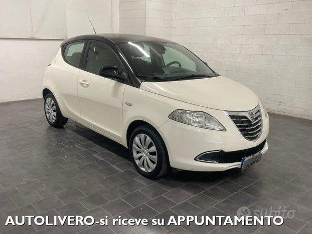 LANCIA Ypsilon 1.2 69 CV 5 porte BICOLOR-UNIPRO