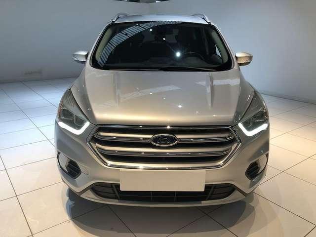 Ford Kuga 1.5 TDCI 120 CV S&S 2WD Powershift Business