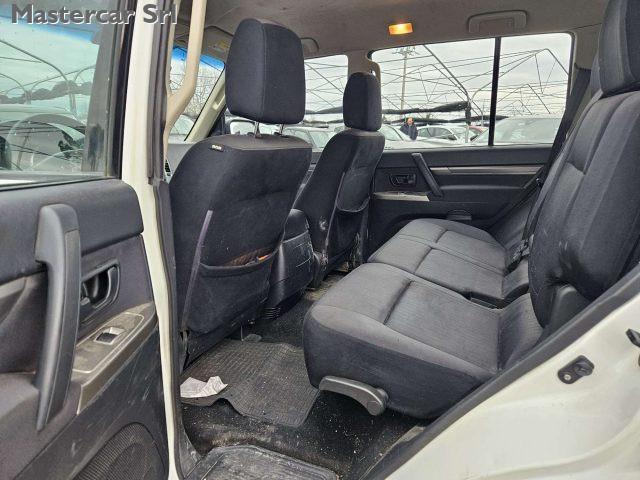 MITSUBISHI Pajero Pajero IV 2007 3.2 cr Instyle 5p auto - FD474XX