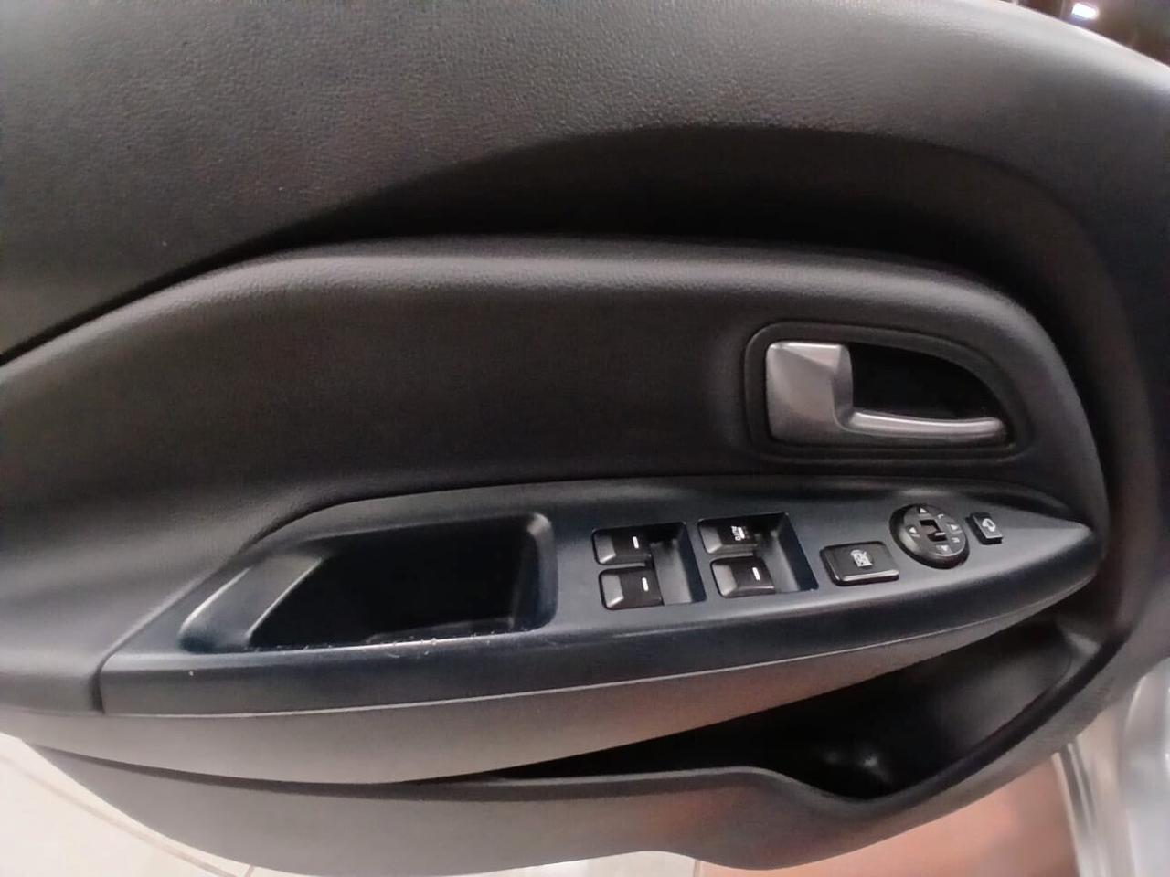 Kia Rio 1.1 CRDi 5p. Cool SOLO CON FINANZIAMENTO 6500€