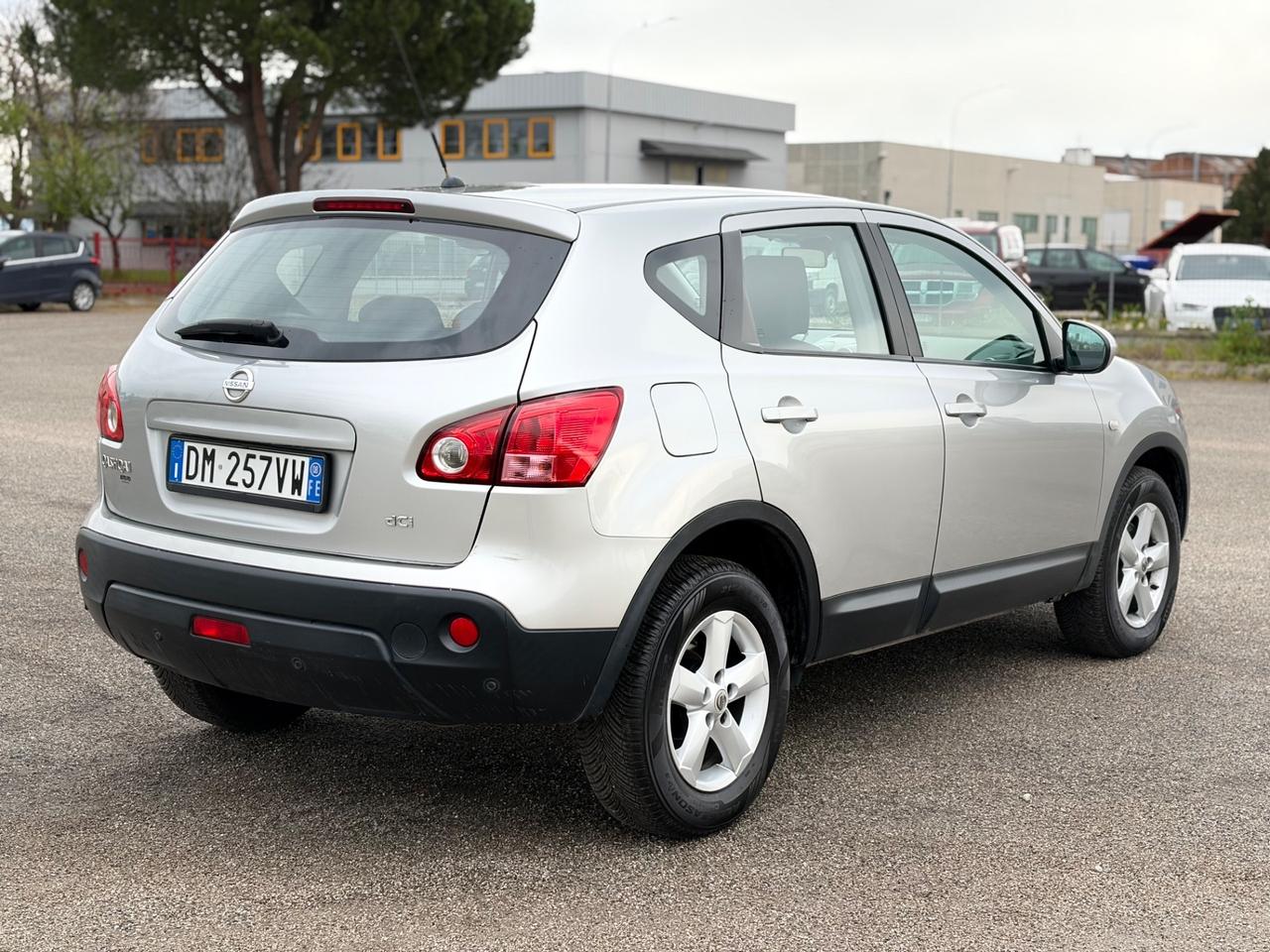 Nissan Qashqai 2.0 diesel 130.000km Tekna