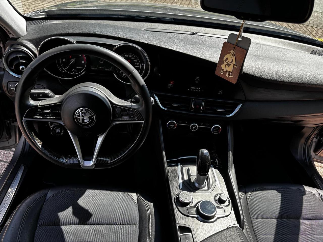 Alfa Romeo Giulia 2.2 Turbodiesel 180 CV AT8 AWD Q4 Super