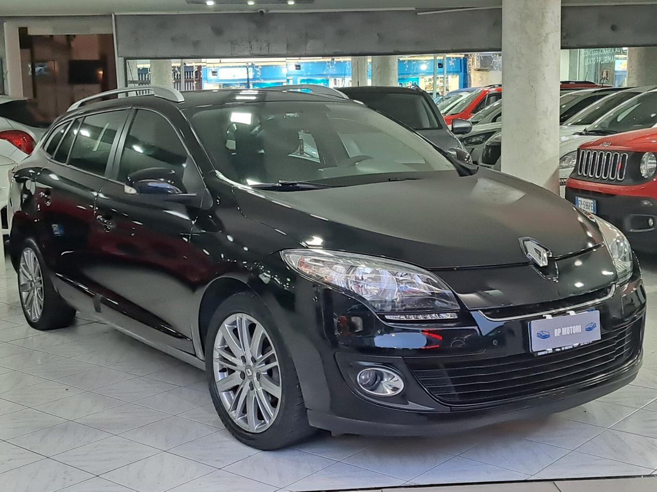 Renault Megane Mégane C-C 1.5 dCi 110CV EDC Wave Edition