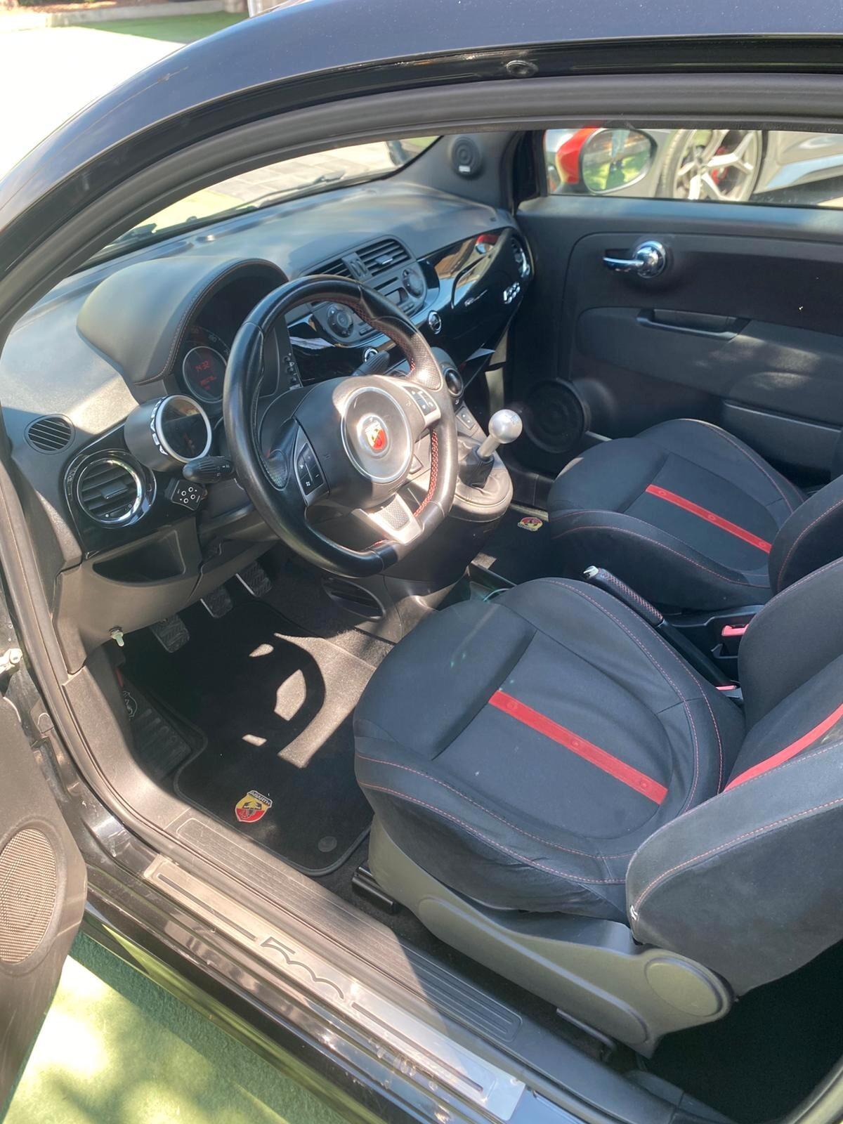 Abarth 500 Fiat 1.4 T-Jet esseesse