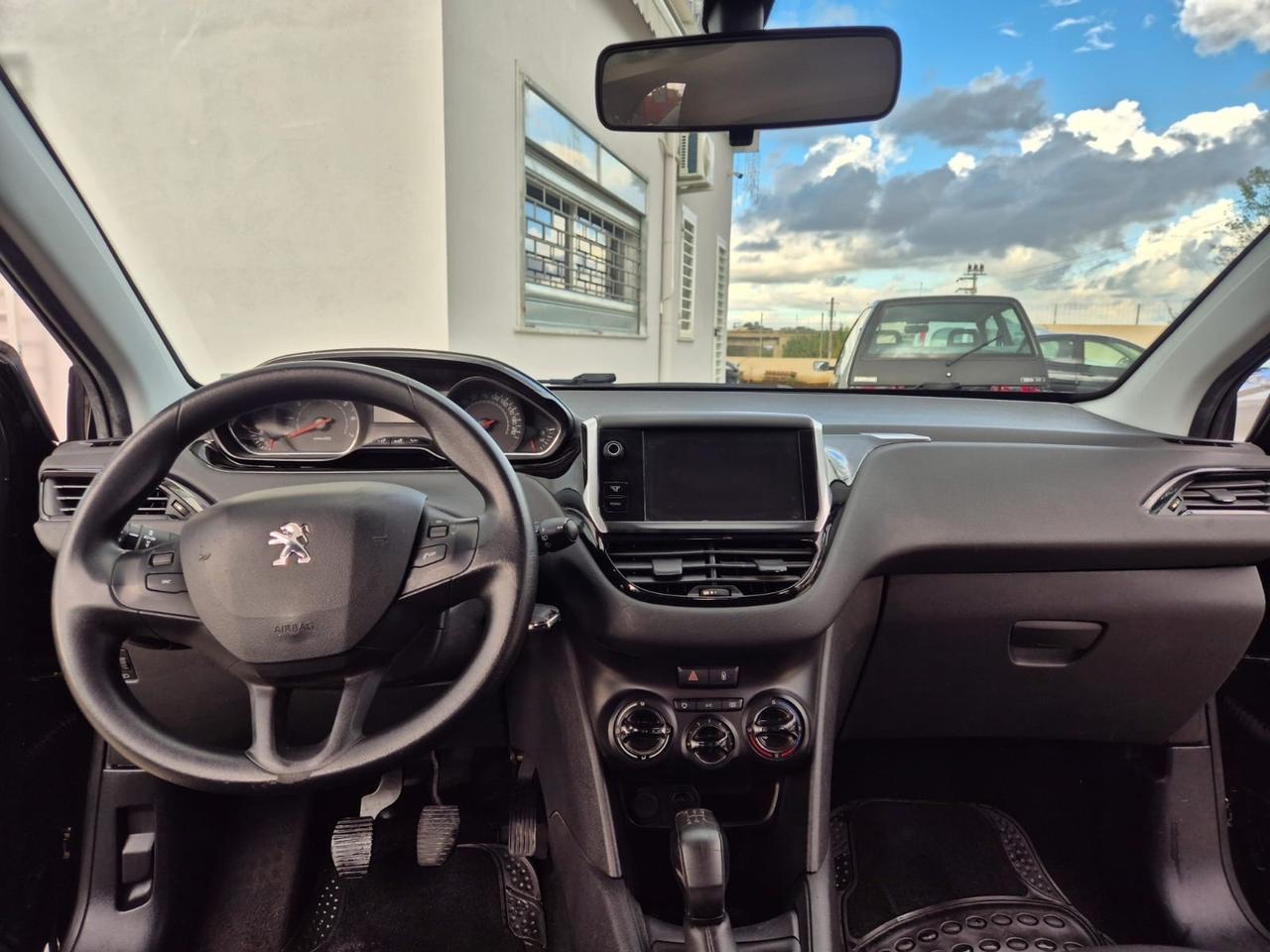 Peugeot 208 1.2 VTi 82 CV 5 porte Allure