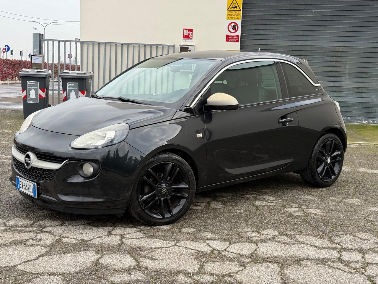 Opel Adam 1.4 87 CV GPL Tech White/Black Link