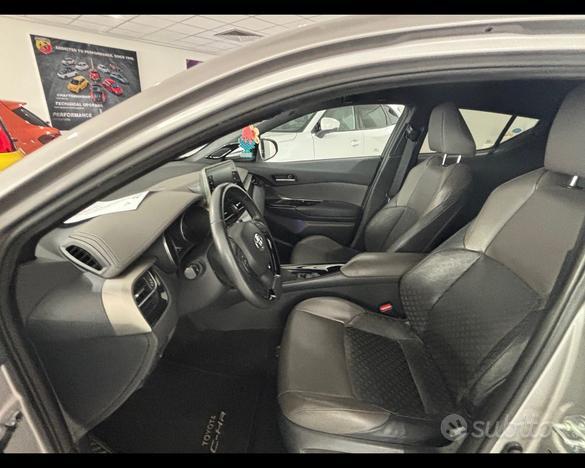 TOYOTA TOYOTA C-HR U45052