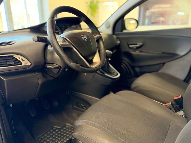 Lancia Ypsilon 1.2 Gold