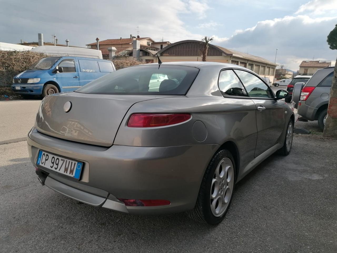 Alfa Romeo GT 2.0 JTS 16V Luxury