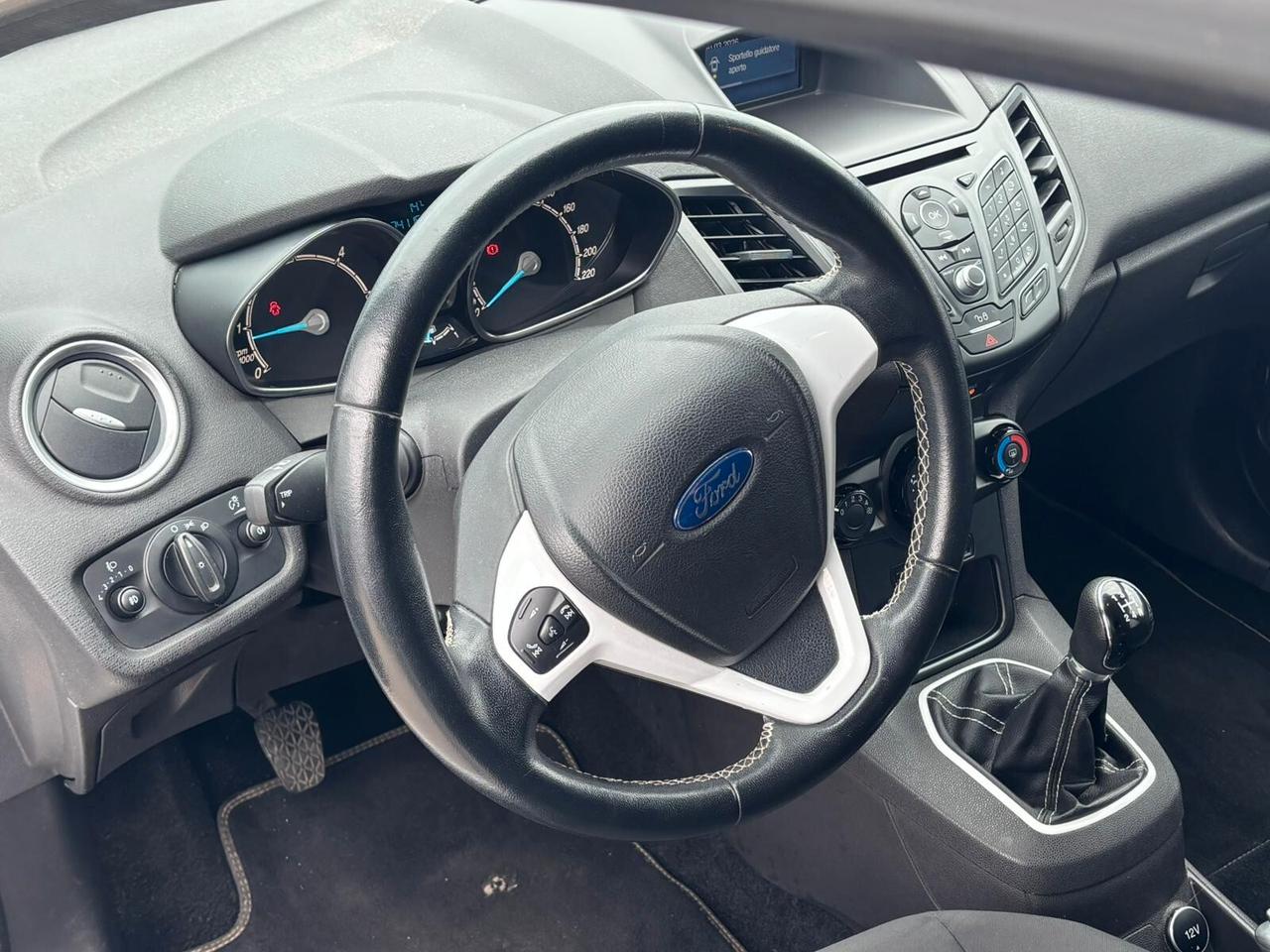 Ford Fiesta 1.5 TDCi 75CV 5 porte Black & White Edition