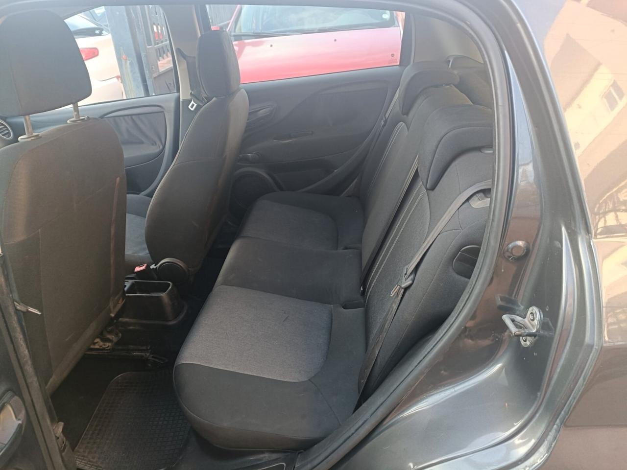 Fiat Punto Evo 1.3 Mjt 75 CV DPF 5 porte S&S Dynamic OK NEOPATENTATI