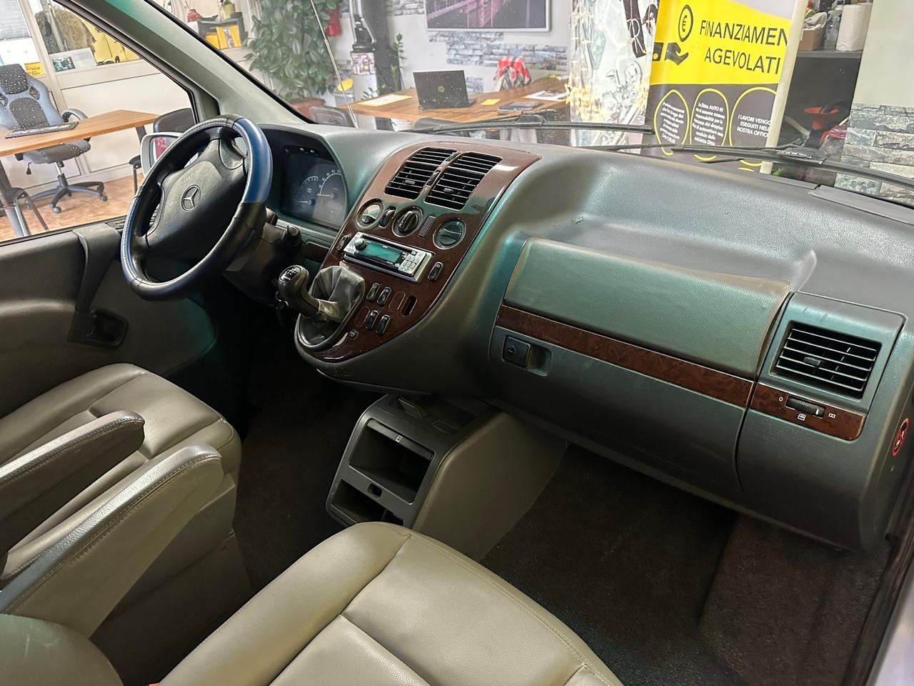 Mercedes-benz V 220 CDI 7posti