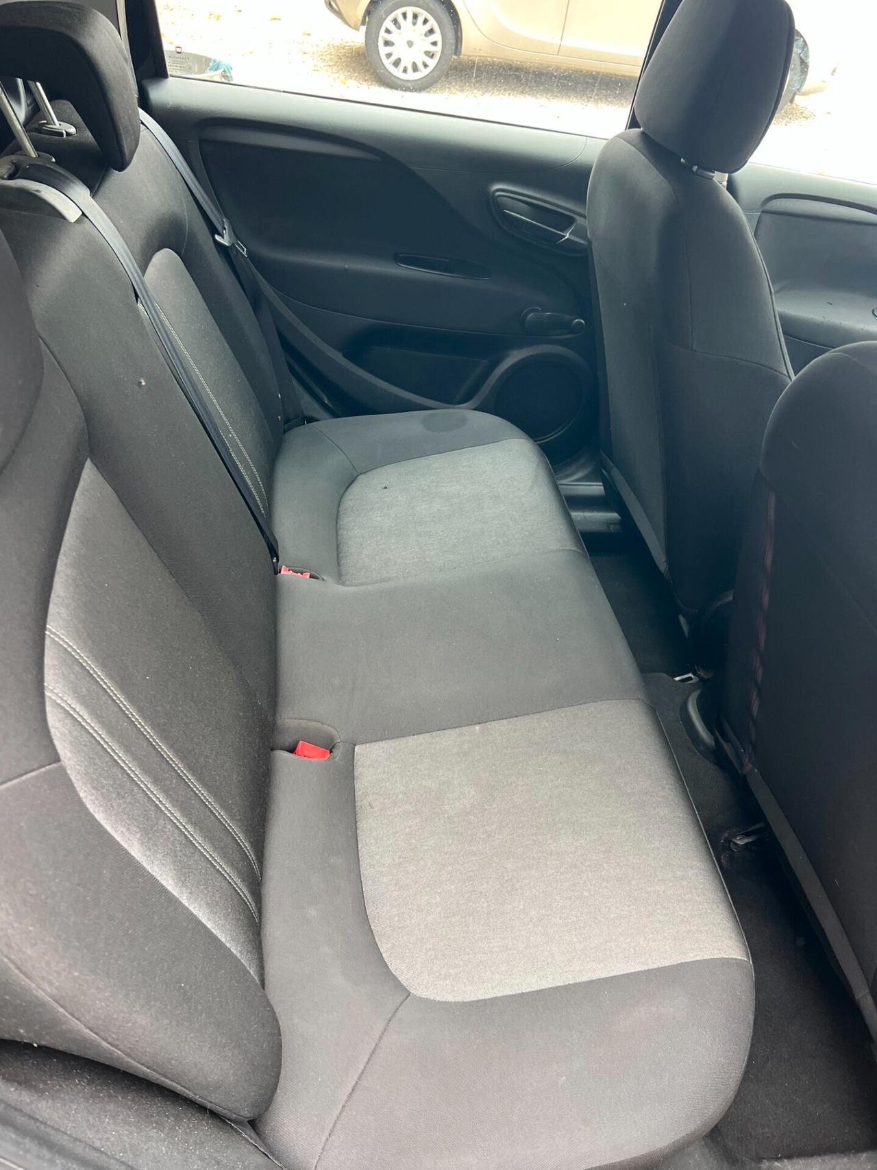 Fiat Punto 1.3 MJT II S&S 95 CV 5 porte Street