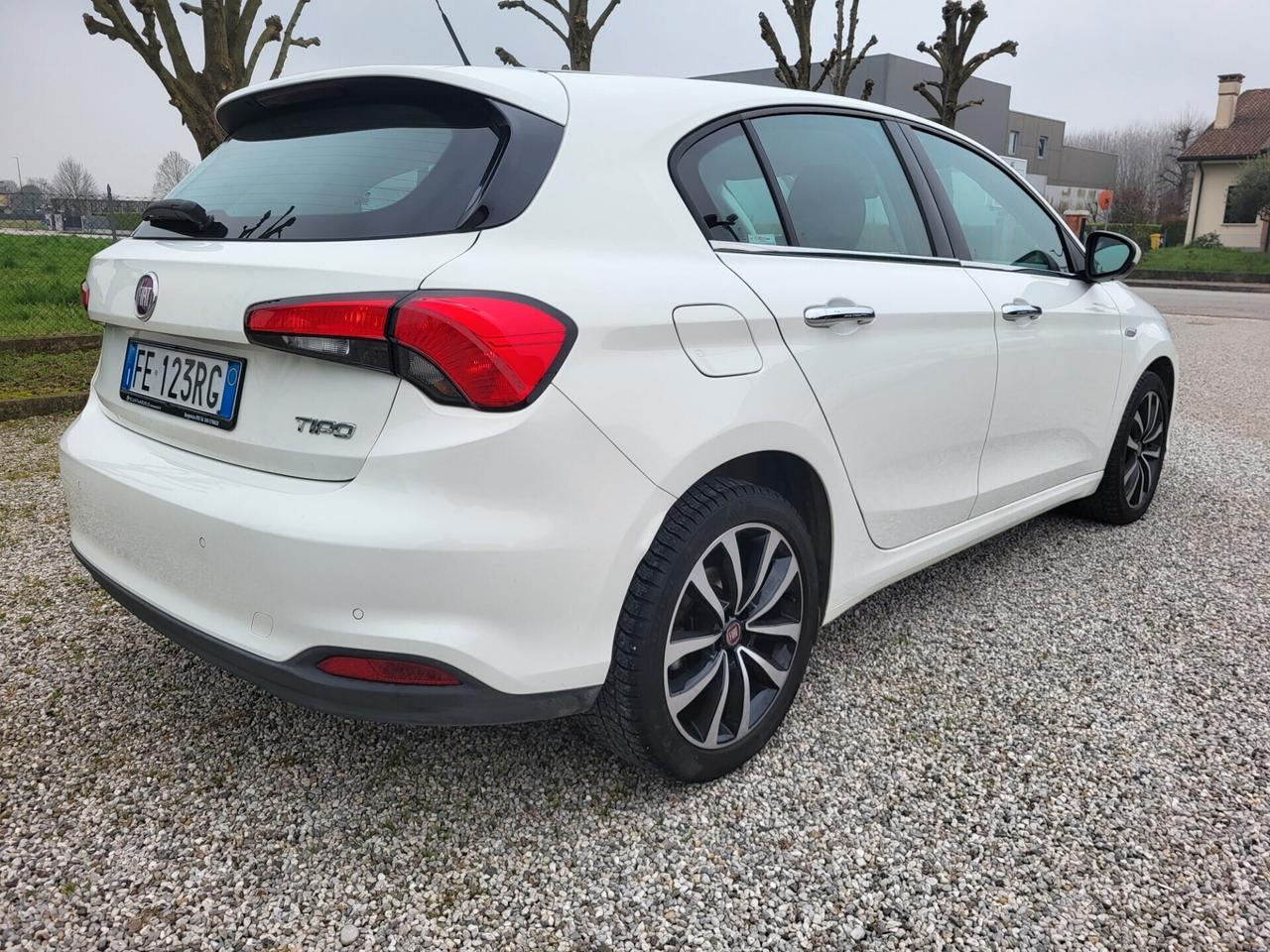 Fiat Tipo 1.6 Mjt S&S 5 porte Lounge