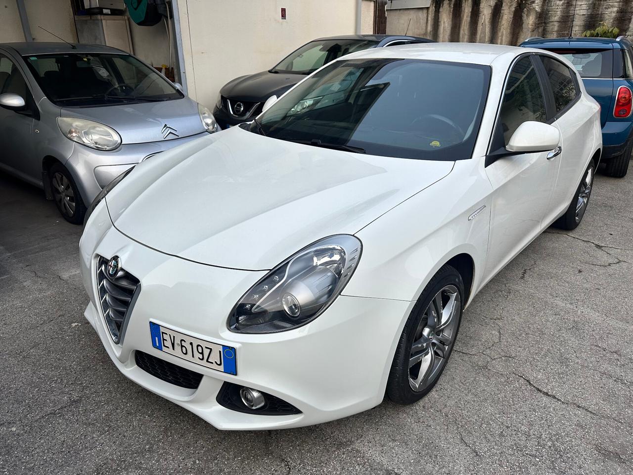 Alfa Romeo Giulietta 1.6 JTDm-2 105 CV Distinctive
