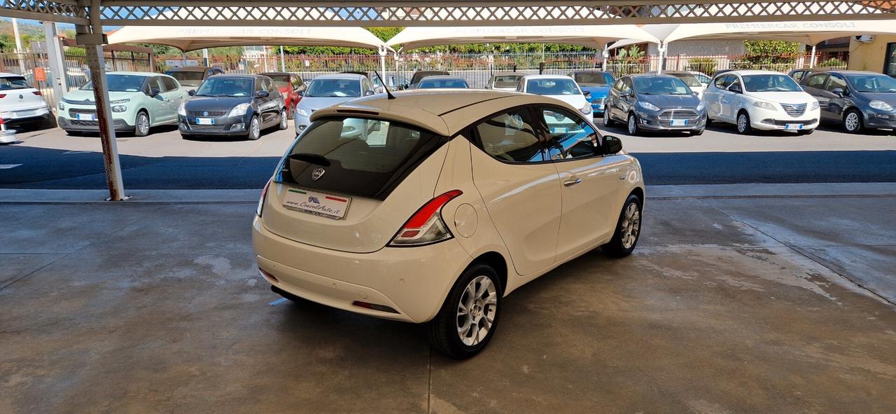 Lancia Ypsilon 1.2 69cv Platinum **35.000km**