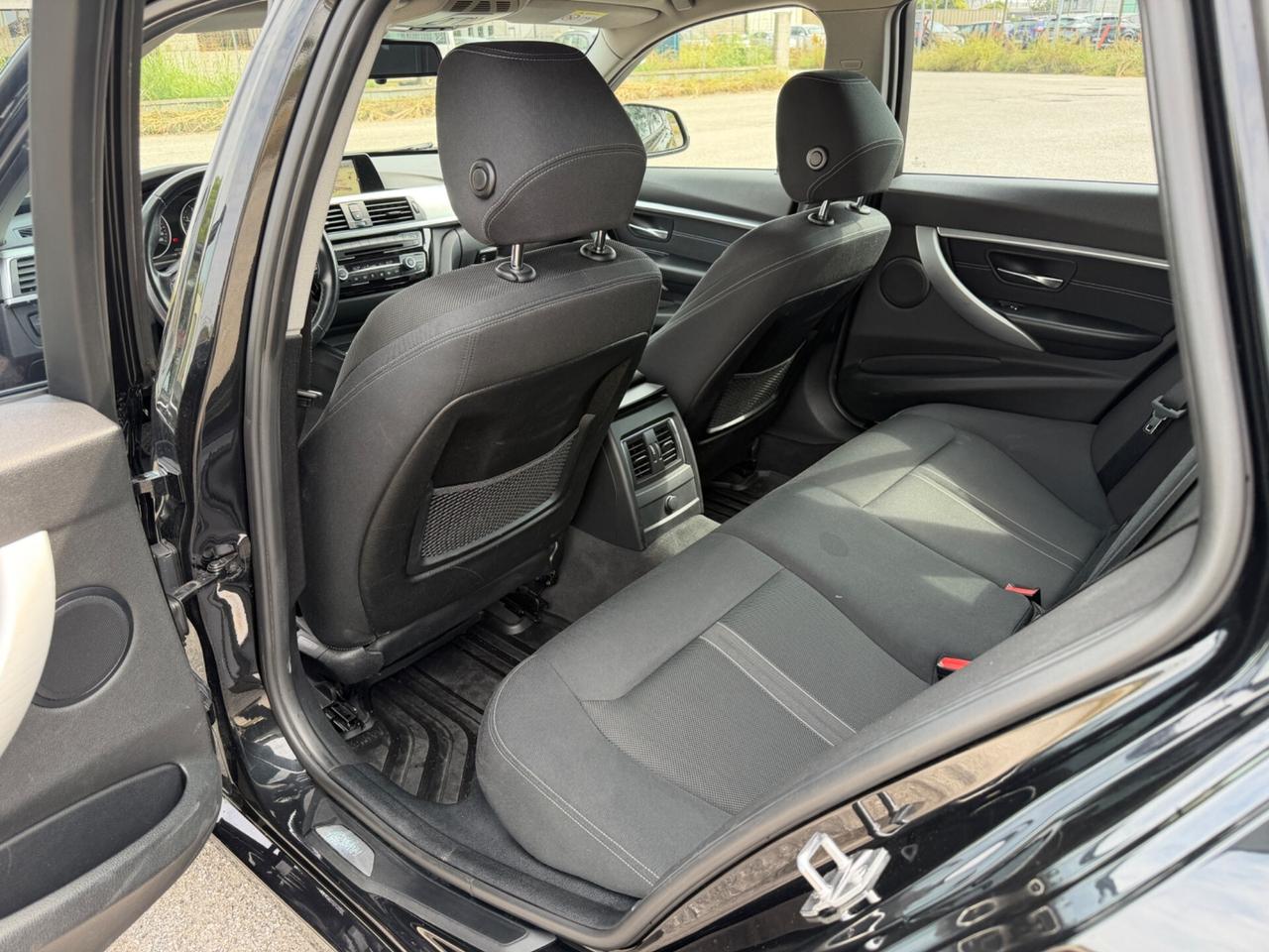 Bmw 318d 2016 Garanzia 12 M