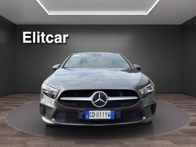 MERCEDES-BENZ A 200 Sport