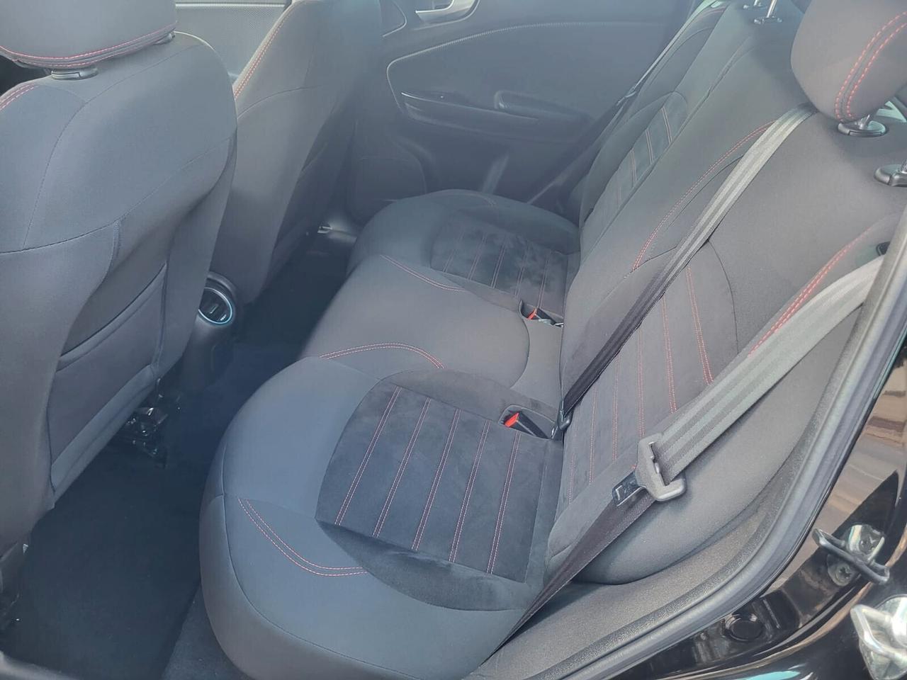 Alfa Romeo Giulietta 1.6 JTDm 120 CV Veloce Carbon Look