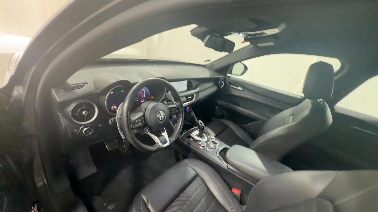 Alfa Romeo Stelvio 2.2 Turbodiesel 210 CV AT8 Q4 Veloce