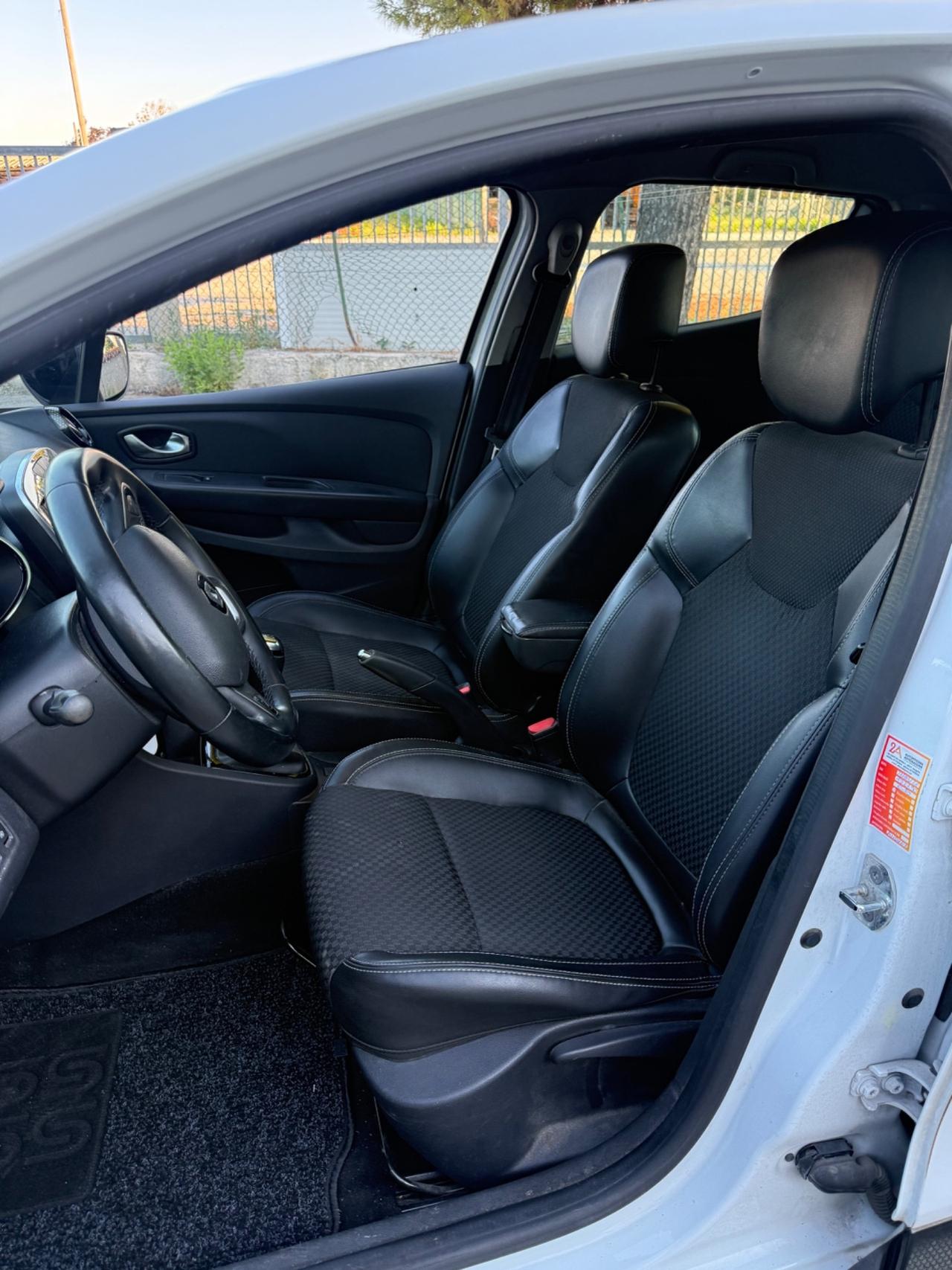 Renault Clio Benzina Euro6B Neopatentati Uniproprietà