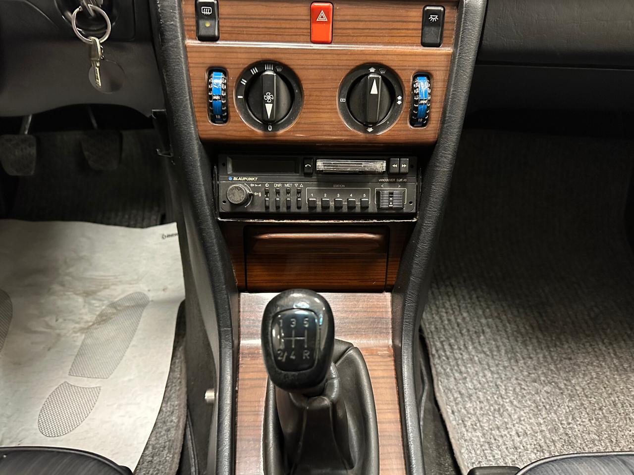Mercedes-benz 200 E benzina Berlina 122 CV - 1986