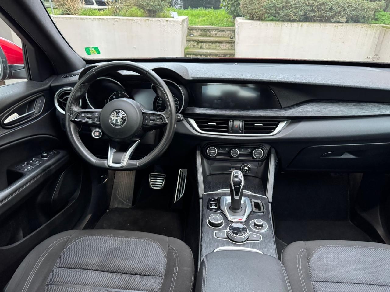 Alfa Romeo Stelvio 2.2 Turbodiesel 160 CV AT8 RWD Business