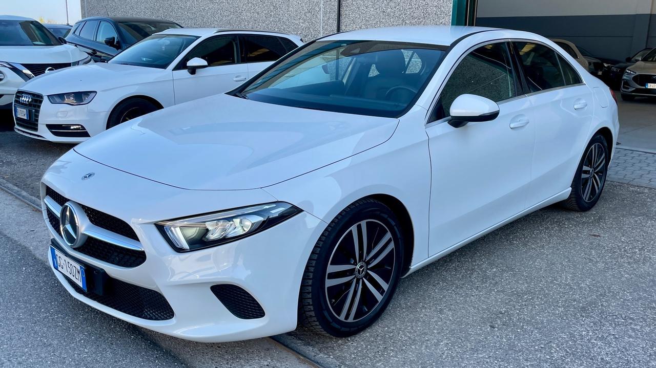 MERCEDES-BENZ CLASSE A180 2.0 PREMIUM 116CV - FULL LED, VIRTUAL COCKPIT, PELLE, NEOPATENTATI