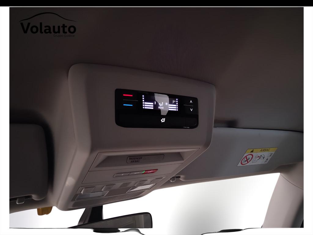 VOLKSWAGEN T6.1 Caravelle 32 - T6.1 Caravelle 2.0 tdi 150cv 3.2t 4motion Comfortline p.l. d