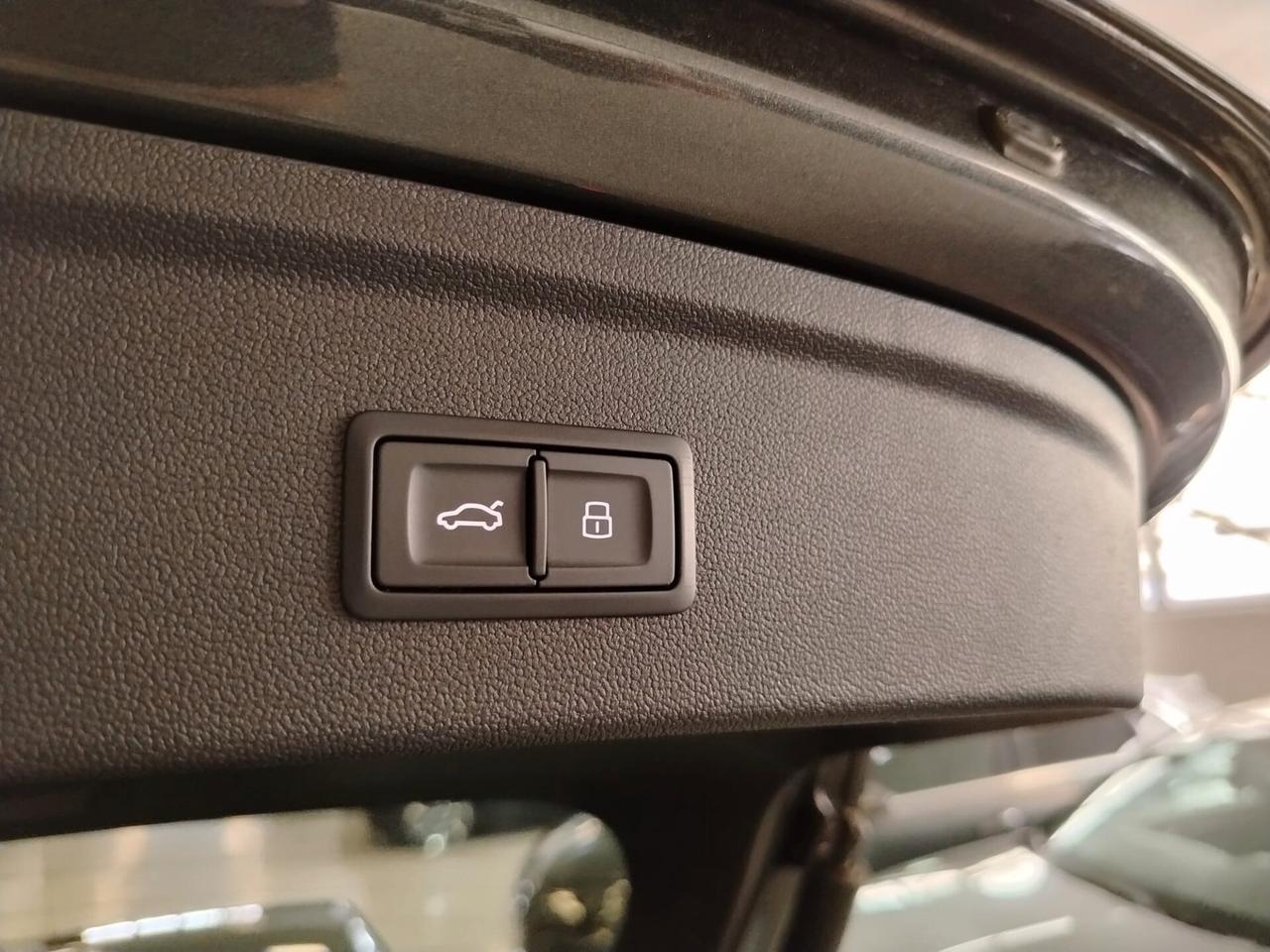 AUDI A3 4ª serie A3 SPB TDI 110 kW S tronic S ...