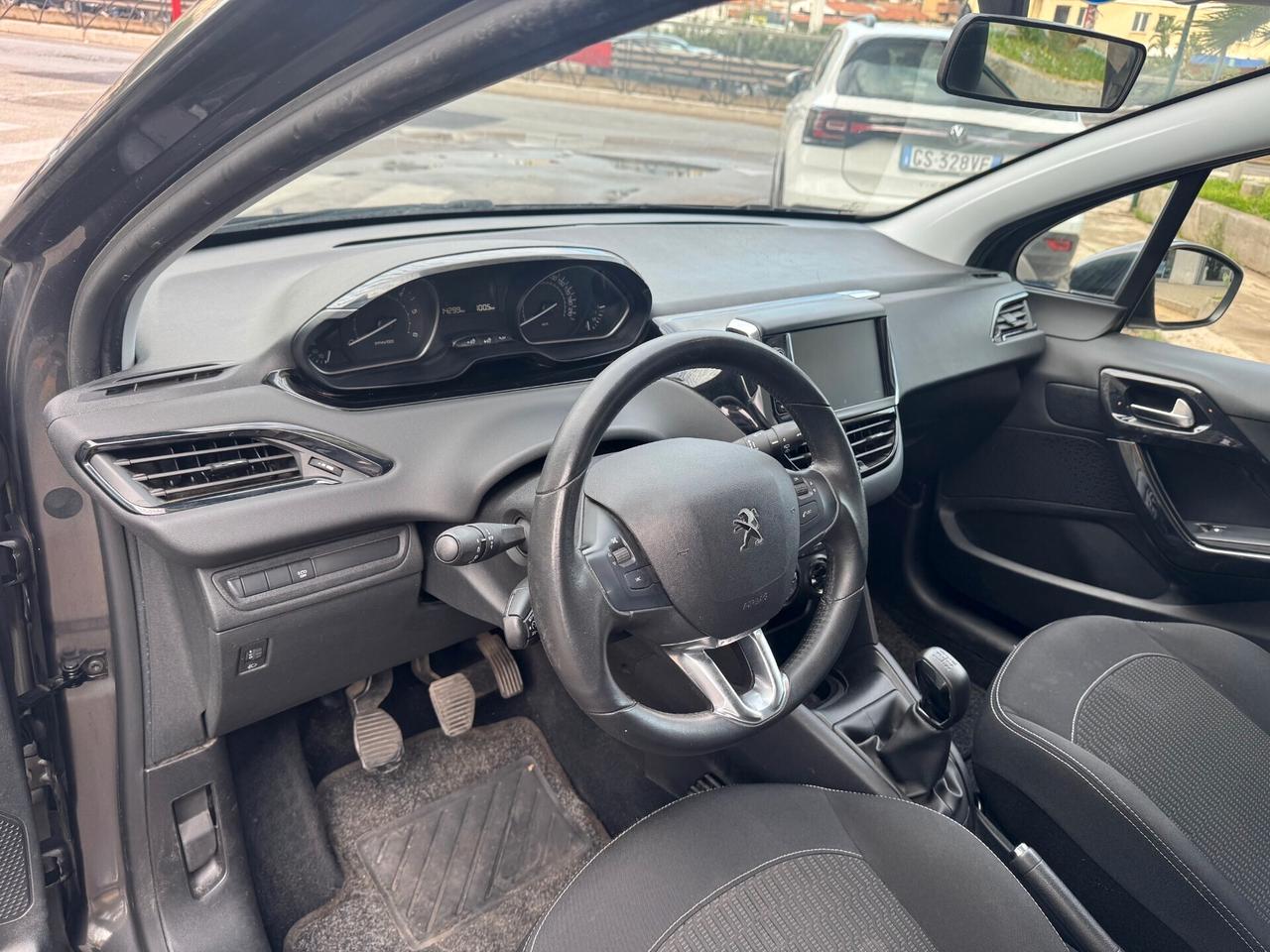 Peugeot 208 BlueHDi 100 S&S 5 porte Allure