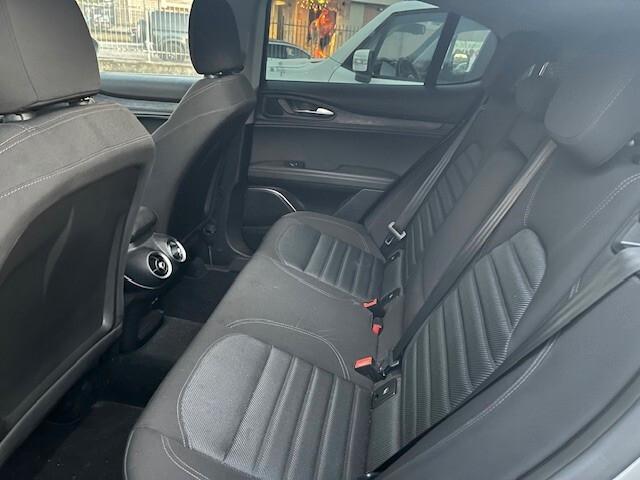 Alfa Romeo Stelvio 2.2 Turbodiesel 190 CV AT8 Q4 Business