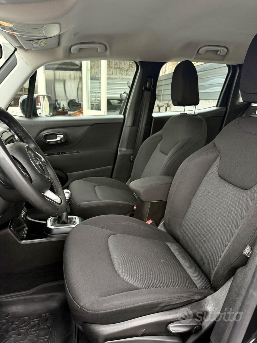 Jeep Renegade 1.6 130cv Gancio traino