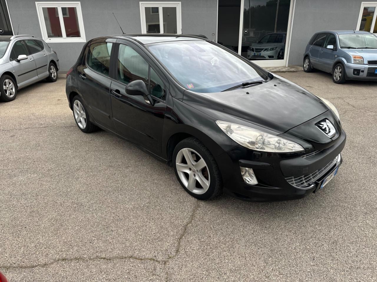Peugeot 308 2.0 HDi 5p. Féline