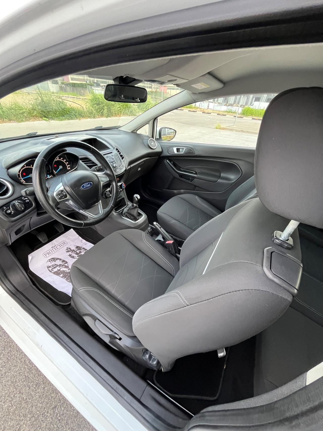 Ford Fiesta 1.2 60CV 3 porte