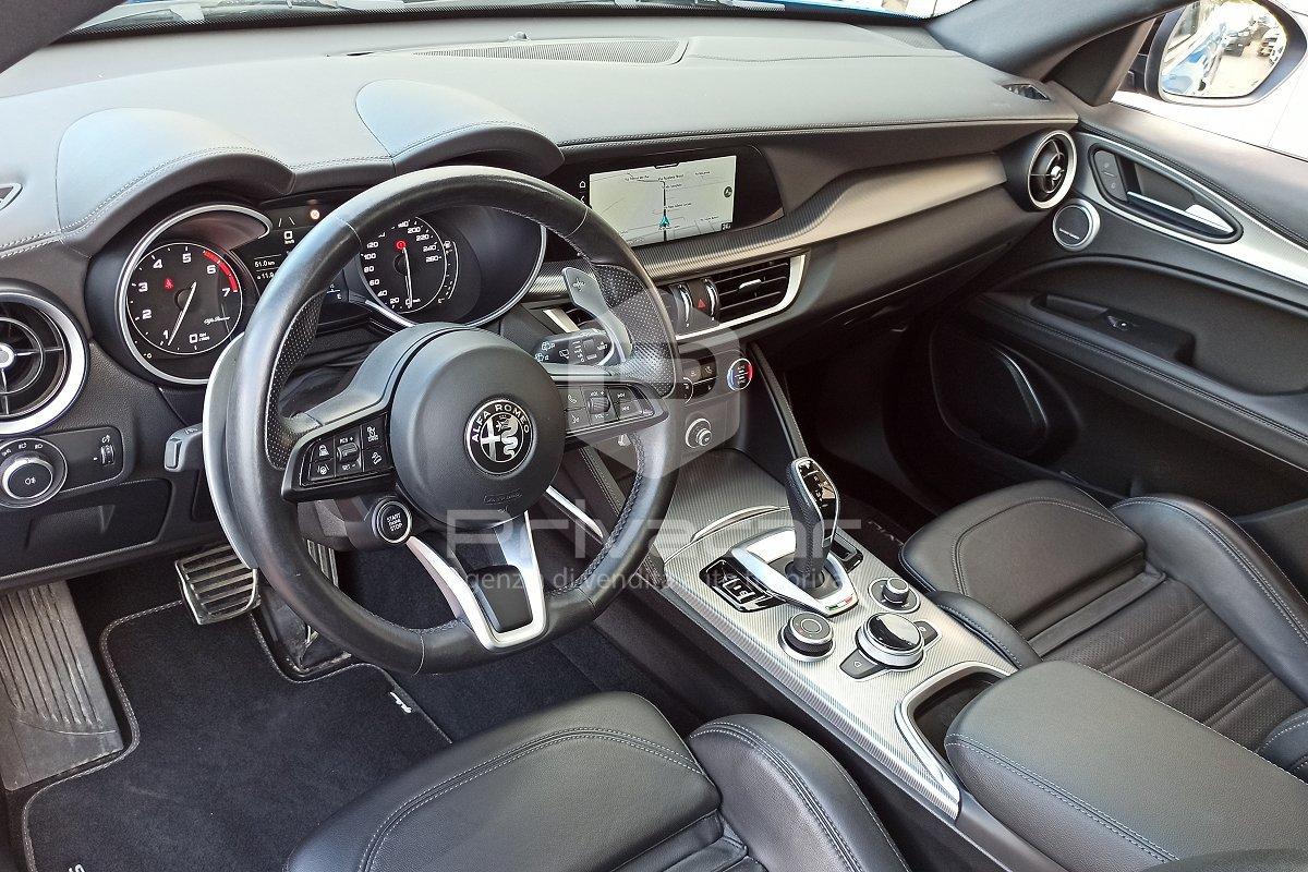 ALFA ROMEO Stelvio 2.0 Turbo 280 CV AT8 Q4 Veloce