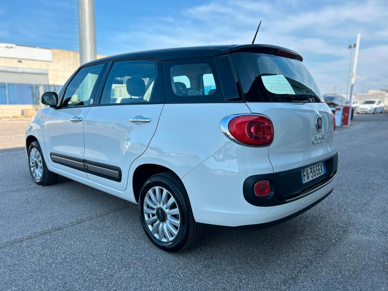 Fiat 500L Living 0.9 TwinAir Turbo Natural Power Lounge