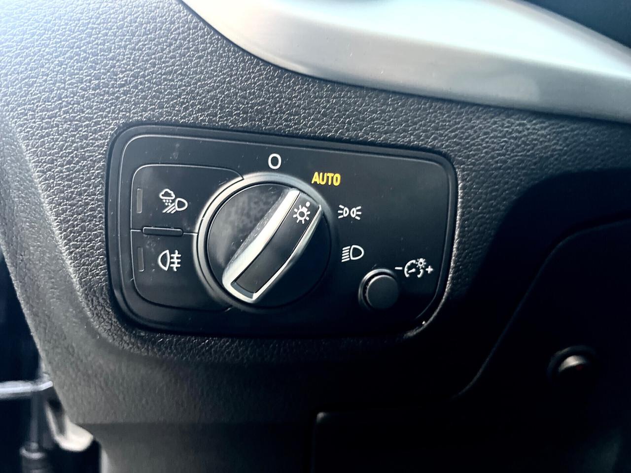 Audi Q2 1.6 TDI S tronic Identity Black CRONOLOGIA TAGLIANDI AUDI