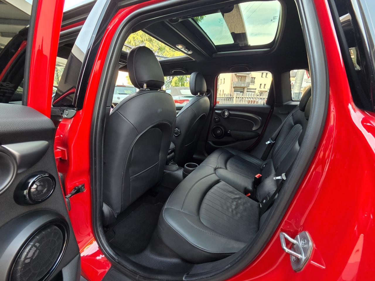 Mini Cooper 5p 1.5 136cv YOURS Aut. / TETTO+LED+PELLE