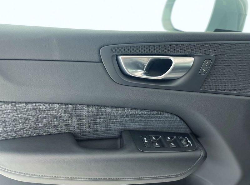 Volvo XC60 B4 (d) automatico Core