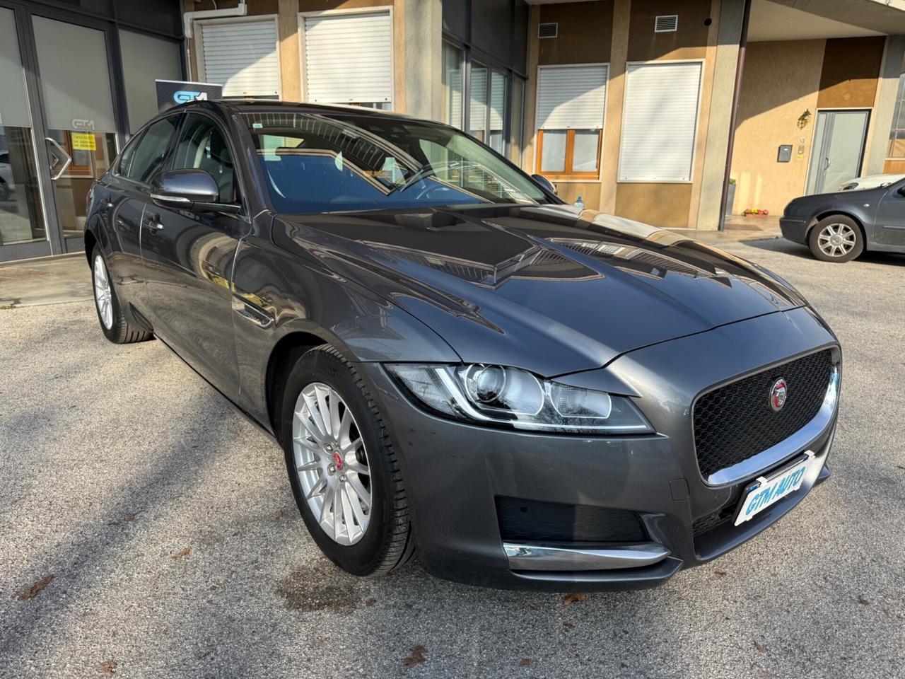 Jaguar XF 2.0 D 163 CV Prestige -Automatica
