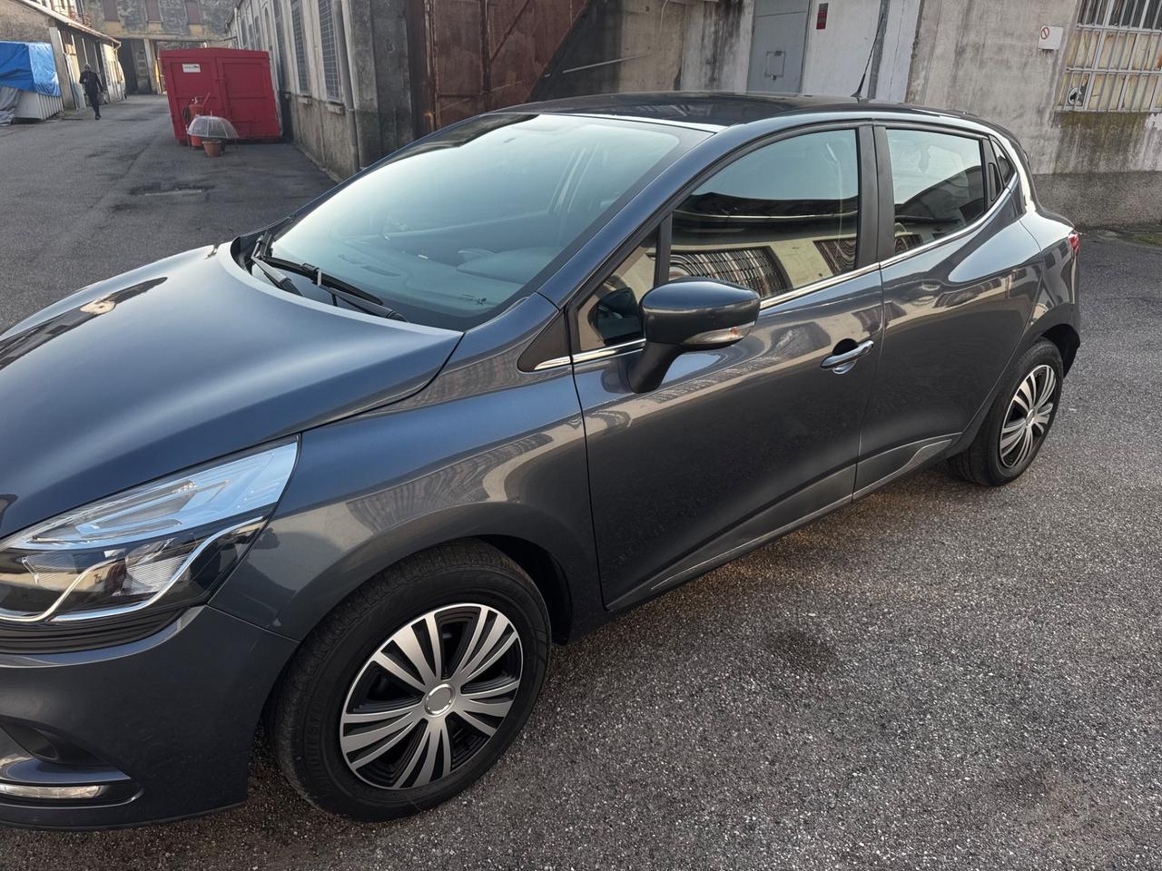 Renault Clio TCe 90 CV GPL 5 porte neopatentati